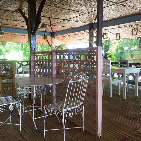 Beach House Resort And Dive Center Mambajao Exterior photo