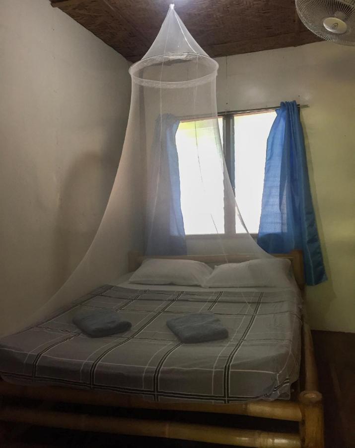 Beach House Resort And Dive Center Mambajao Exterior photo